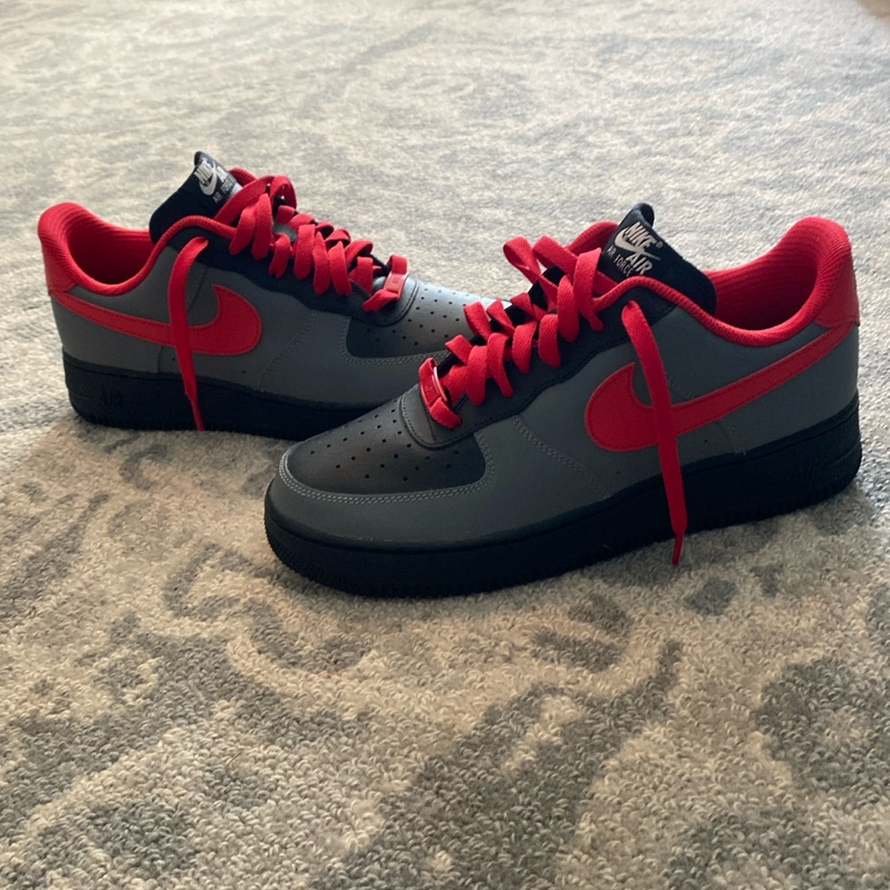 Nike Air Force 1